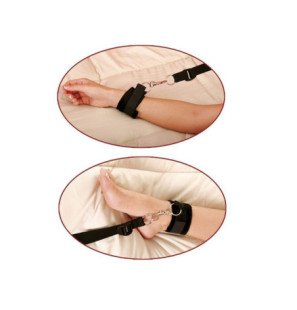 Bed bondage set met verstelbare nylon banden, pols- en enkelboeien en masker – foto 4