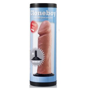 Rosa Dildo mit Saugnapf von Cloneboy für intime Wellness