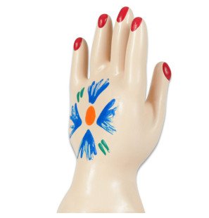 CONDOMERIE hand-painted novelty condoms – hand model 1 – image 2