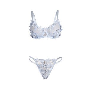 Hemelsblauwe lingerie set met geborduurde bloemen – foto 5